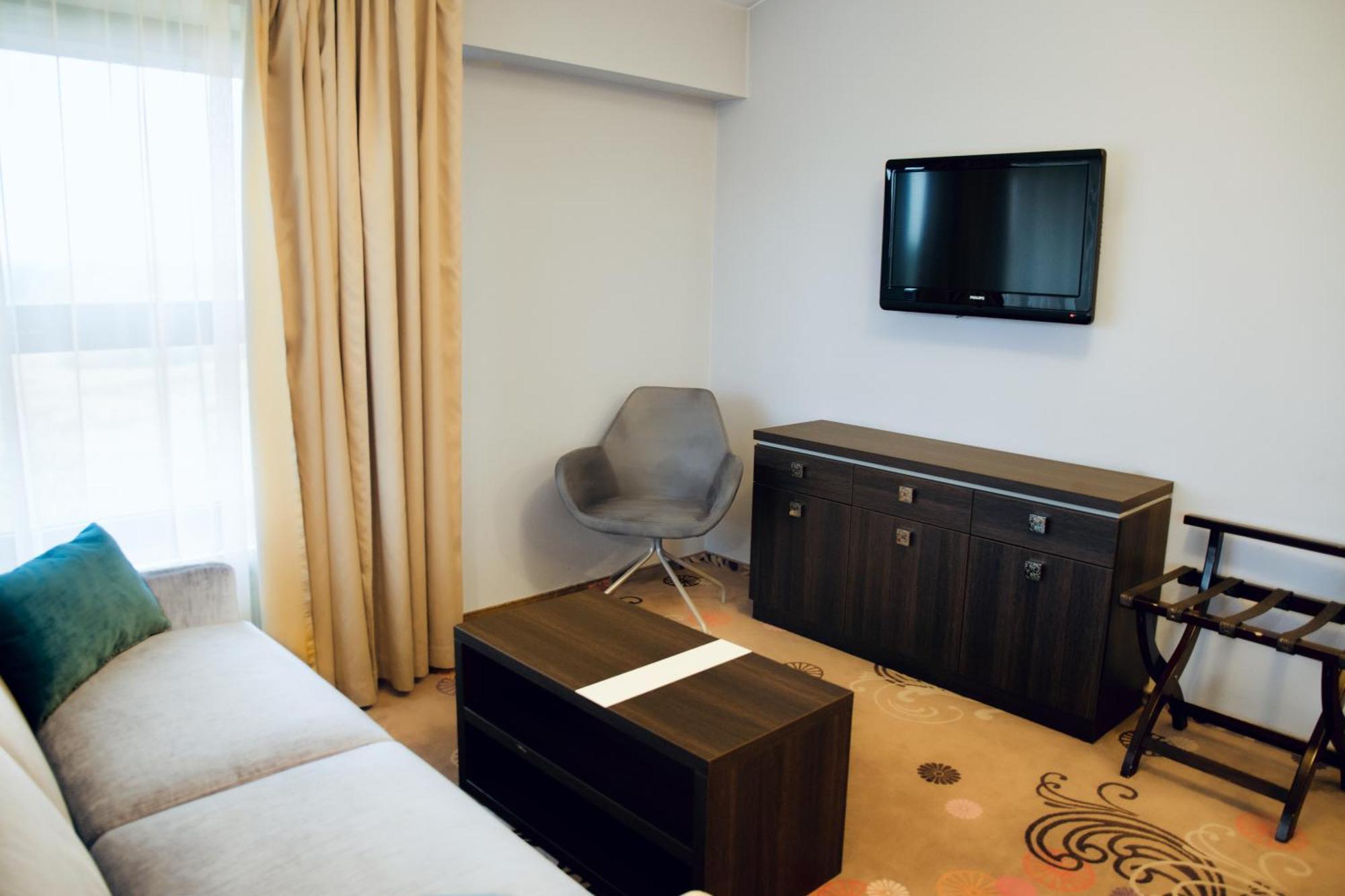 Hotel Szafran Челядзь Экстерьер фото